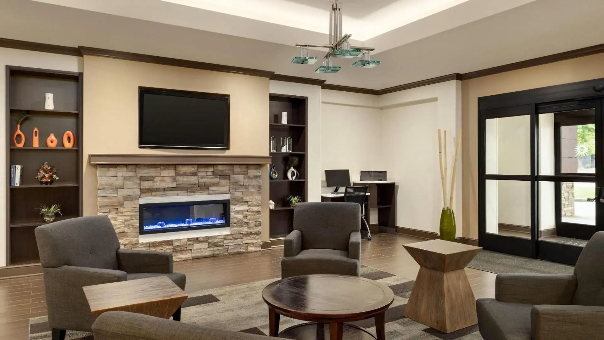 La Quinta By Wyndham Memphis Wolfchase Hotel