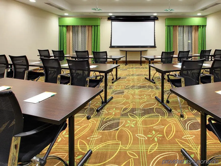 ***  La Quinta By Wyndham Memphis Wolfchase Hotel United States