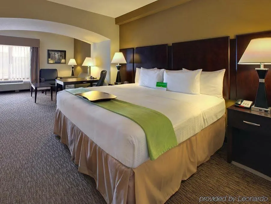 La Quinta By Wyndham Memphis Wolfchase Hotel